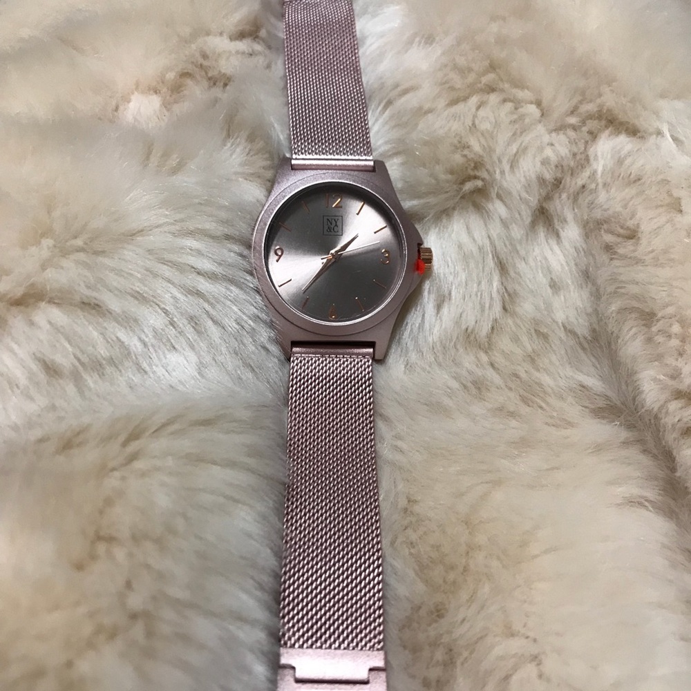 New York and Company watch